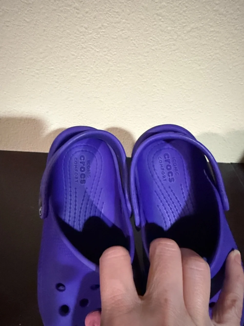 CROCS Kids Size 12 Purple Clog Sandals with Back Strap - Picture 4 of 6